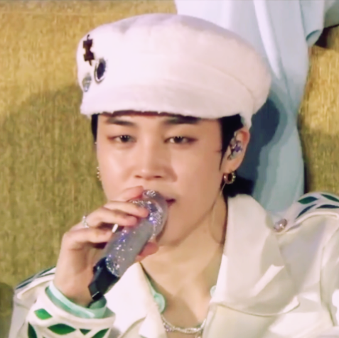 gcfortkyo's tweet photo. HYBE RESPECT JIMIN

Jimin eres una gran persona nadie te merece, absolutamente nadie solo mereces cosas buenas y mucho amor gracias por existir te amo mucho 😭. https://t.co/ijqIjz1yNq