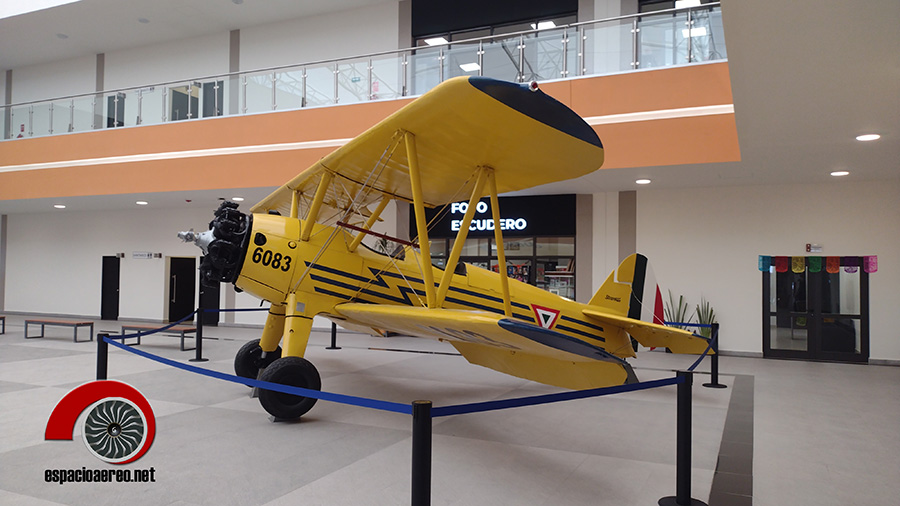 aereo_espacio's tweet image. Impecable Stearman PT-17 en Plaza SEDENA
#Classicaviation #Stearman #Aviationgeeks