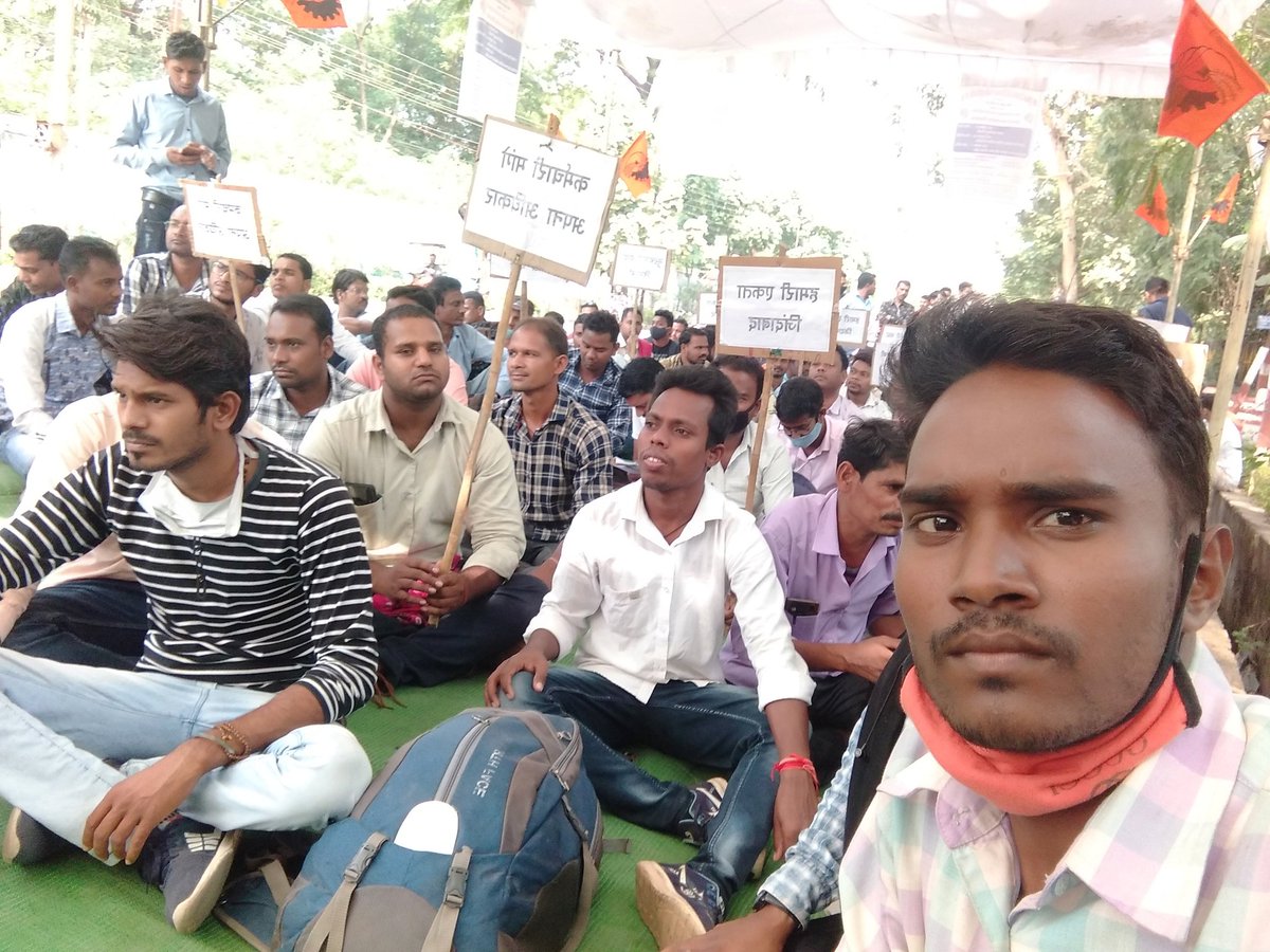 आज  #छत्तीसगढ़_राज्य_विद्युत_वितरण_ठेका_कर्मचारी द्वारा हमारी 5 माँगों को लेकर रायपुर <a href="/CspdclOfficial/">CSPDCL</a> पवार कम्पनी डंगनिया में समस्त बिजली विभाग ठेकाकर्मी आउटसोर्सिंग कर्मचारियों ने घेराव किया।
जल्द  से हमारी मांगे पुरी करे
<a href="/bhupeshbaghel/">Bhupesh Baghel</a>
<a href="/TS_SinghDeo/">T S Singhdeo</a>
<a href="/amitjogi/">𝐀𝐦𝐢𝐭 𝐀𝐣𝐢𝐭 𝐉𝐨𝐠𝐢</a> <a href="/Deveshtiwari_/">Devesh Tiwari Amora</a>