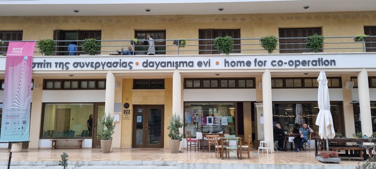 huettemann's tweet photo. 💡Best source of information on #cyprus #ΚύπροςKıbrıs🕊️ within @netzwerkEBD membership: #hubertfaustmann @FESCyprus
Danke für starke Expertise! und auf gute Koop bei #publicdiplomacyEU #CYinEU 🇪🇺🇨🇾🇩🇪🇪🇺 https://t.co/NpAtYJL2KZ