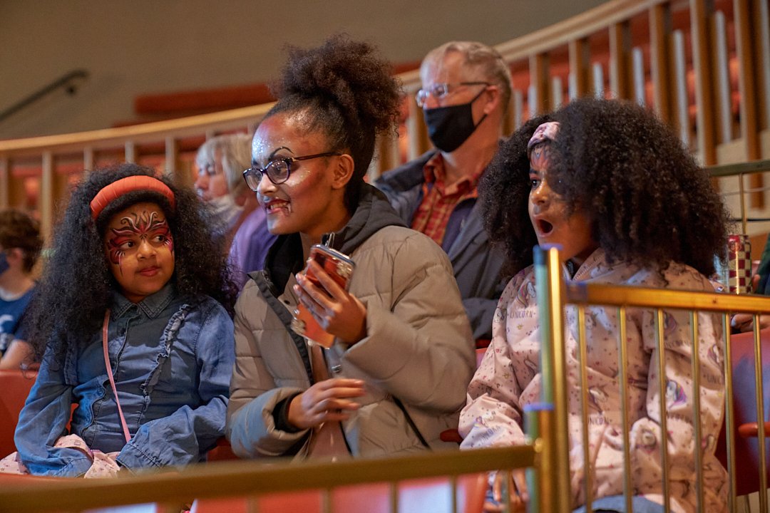 Opera_North's tweet photo. Yesterday, we welcomed nearly 1000 people of all ages through the doors of our transformed home for Opera North's first Open Day!
Were YOU able to come along? What events did you see? #ONOpenToAll
📸: @Justin_Slee https://t.co/nVRV9A8Due