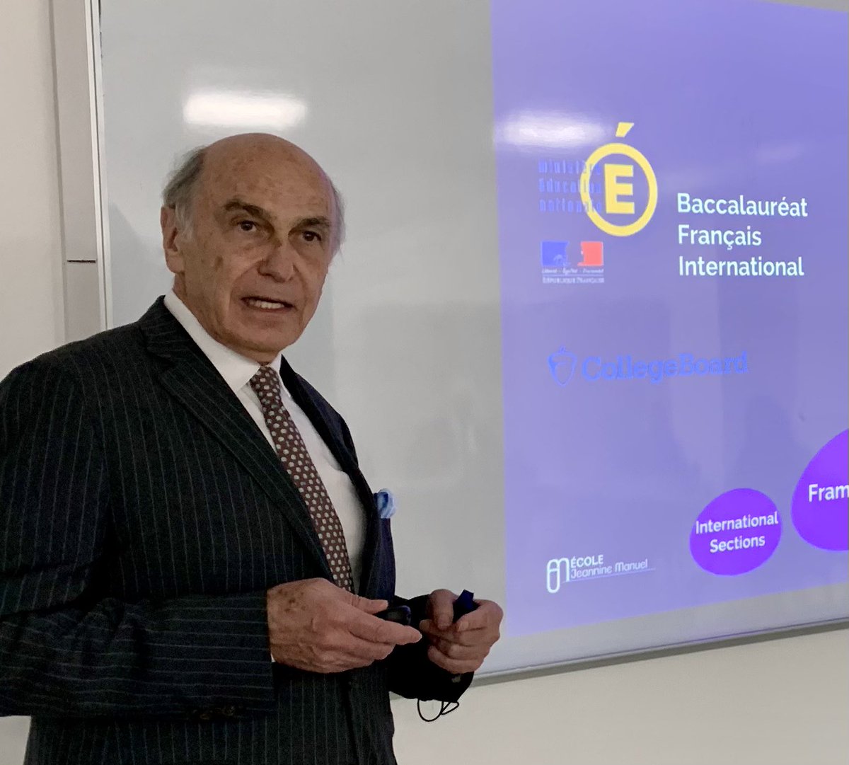 BertrandFerret's tweet photo. Visite du groupe Jeannine Manuel au LFI d'Abou Dabi et conférence de Bernard Manuel sur le nouveau Baccalauréat Français International. 
Le BFI Section Américaine devient sans doute le 1er dispositif d'excellence de l'enseignement français!
@ReseauAFLEC @LyceeMonod https://t.co/2UW11tfTHv
