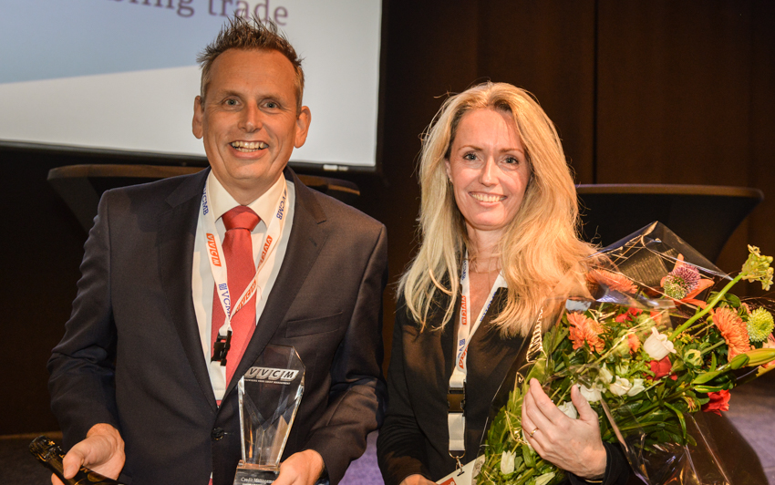 creditexpo's tweet photo. Schuldenknooppunt wint de VVCM Credit Management Innovation Award 2021. De award-uitreiking was de afsluiter van het event Credit Expo. https://t.co/yq67bpJrNe