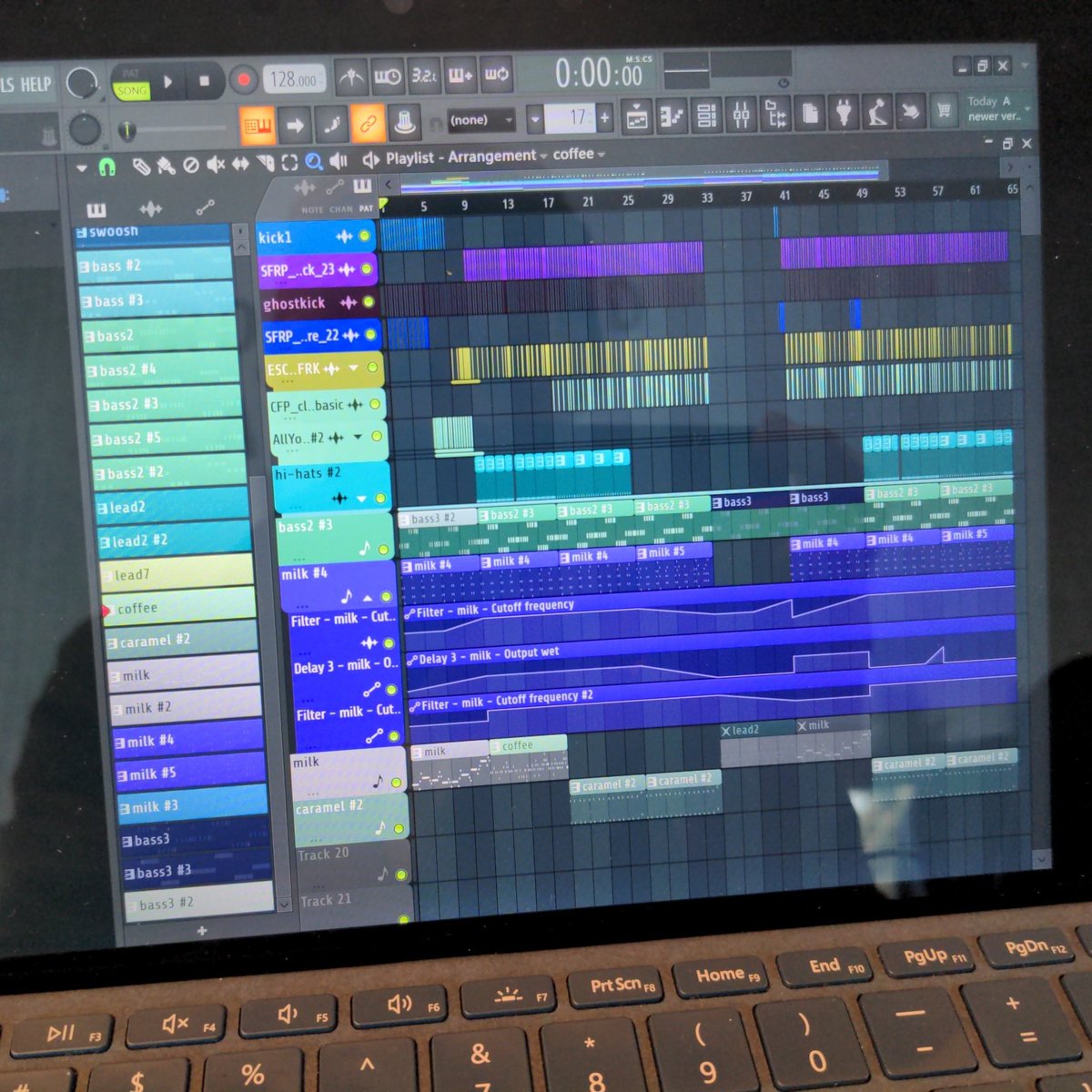 BitBeatsNFT's tweet image. NFT music in the works. New song dropping soon! #NFTCommunity #nftart #nftcollectors