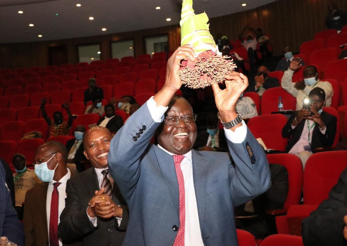 MrGideonKimathi's tweet photo. We seek to ensure we have a research-based evidence even as we seek International market of the Miraa crop.

Already the sector brings $ 250M into Kenya, and has a potential of over $ 400M if we support value addition endeavors. https://t.co/VvMutMJSSE