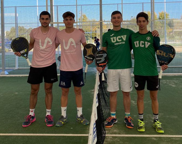 safd_ucv's tweet photo. Esta semana se ha celebrado el CEU 2021 de Pádel en Madrid y la @UCV_svm  ha participado con una pareja masculina y femenina 💪🏻

🏆Se consiguieron 4 victorias de 7 partidos.
Estamos muy orgullosos de ellos!

Y de nuestra capitana-entrenadora @Albamsol 👑

👋¡Nos vemos en 2022! 👋 https://t.co/ybFNHvSVXq