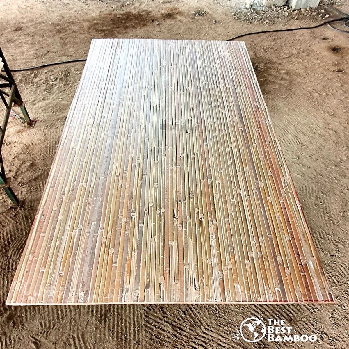 thinkbamboo's tweet photo. π Beautiful and inspirational example of #guadua bamboo added value made in Colombia. At @thebestbamboo they are producing laminated bamboo wood boards and bamboo lumber. #thinkbamboo #guadubamboo #guaduacolombia #bamboo #laminatedbamboo #timberbamboo #bambooconstructions https://t.co/Lox29GuFtk