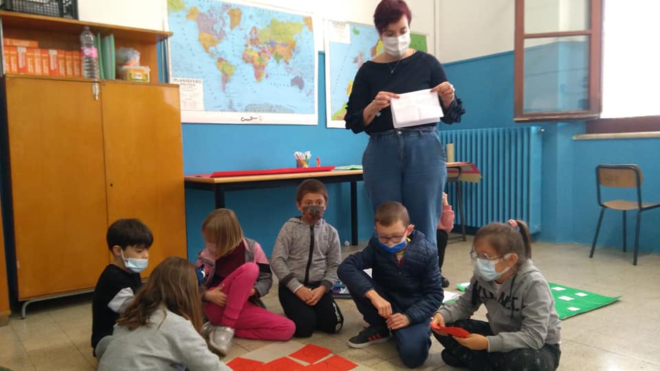 Code4europeP's tweet photo. On the third day of the mobility in Italy, we were in Ostra Vetere Primary School. We had a chance to be in robotics lab. We met new with new robots. Their names are Codey Rocky, mBlock and Dash and Dot. https://t.co/nF2AevbJwP