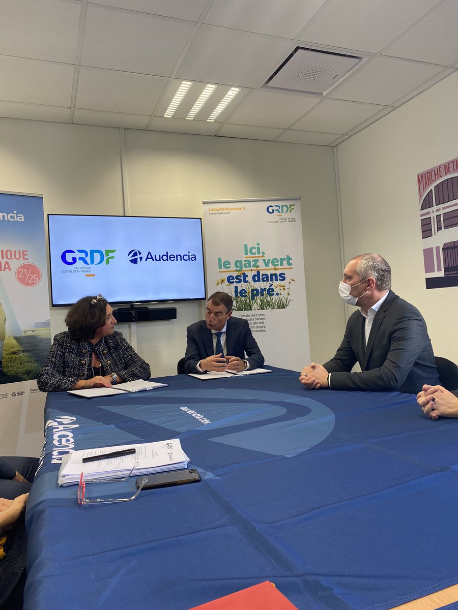 🤩 Fier de la signature de ce partenariat stratégique de <a href="/GRDF/">GRDF</a> et <a href="/audencia/">Audencia</a> dans le cadre de la Chaire « impact positif » et que <a href="/EnergyFormation/">Energy Formation</a> y soit pleinement associé pour nous aider dans notre politique #RSE et à accompagner la filière des #biogaz à se professionnaliser !