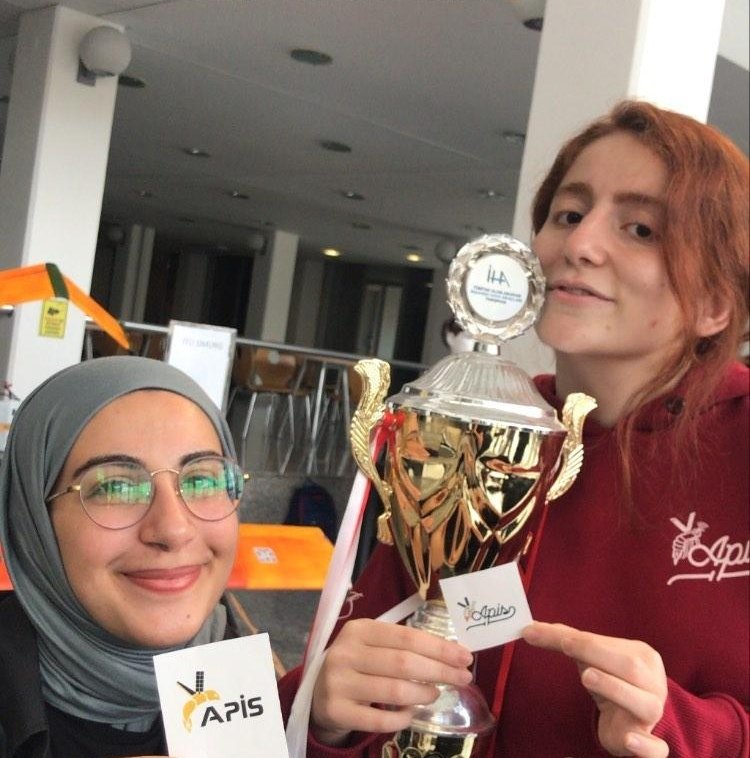 ituapisarge's tweet photo. Güzel bir şenliğin daha sonuna geldik. İki gün boyunca standımıza ilgi gösteren herkese teşekkür ederiz. Seneye görüşmek üzere! ✨✨ https://t.co/NBDyeaGE3o