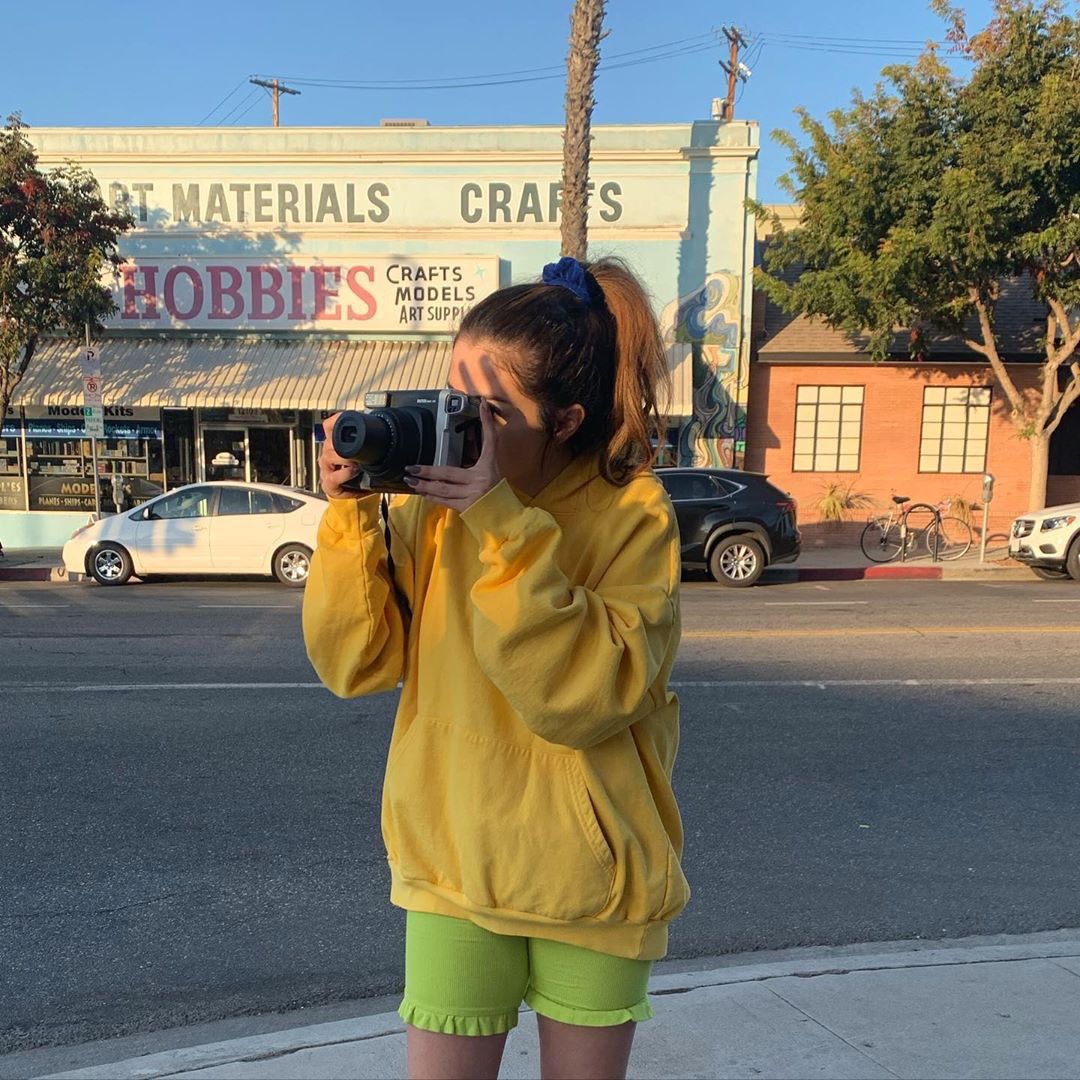 RT this Selenators!

I vote for #SelenaGomez as #TheComedyTVStar in this year’s #PCAs