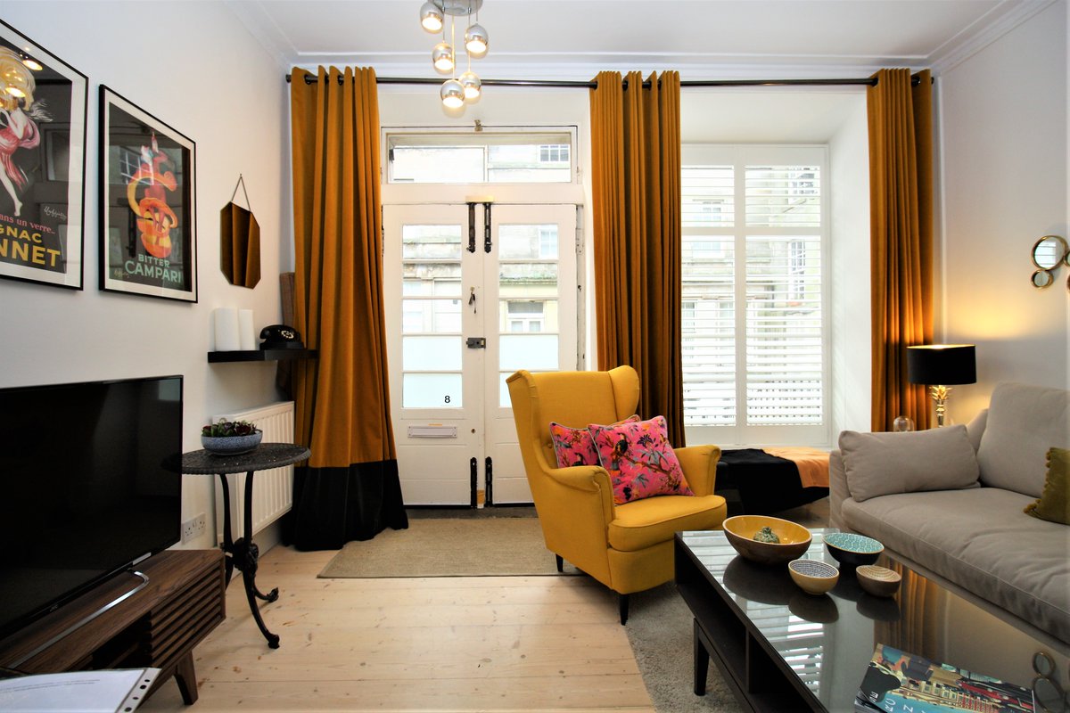 rettieshortlets's tweet photo. Very excited to have this stunning one bedroom flat coming soon to our Edinburgh Short Lets portfolio... 😍🚪 #rettieshortlets #shortletsedinburgh #beautifulinteriors #flatgoals #onebedroom #edinburgh 

https://t.co/rlWmpxH4E3 https://t.co/bvkfXV79Ae