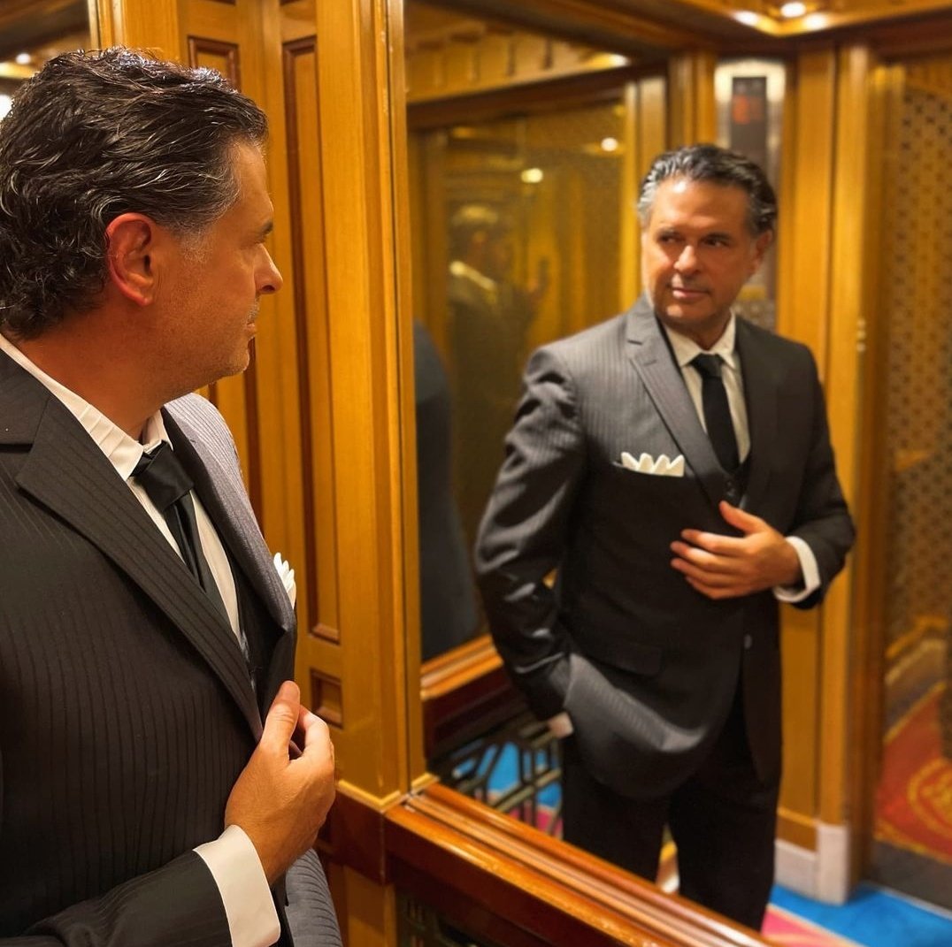 bellanancy19's tweet photo. تبارك الرحمن بهالجمال والشبوبية والأناقة والاطلالة الرائعة 😍 @raghebalama
احلى #ابو_خالد https://t.co/2Qaz8qZ2jE