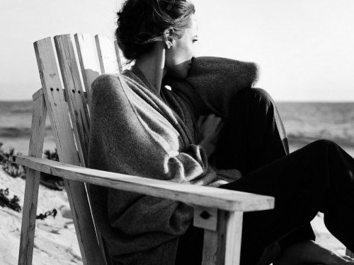 Жалеть картинки. Красивые стихи о двоих. Светлые чувства. Высказывания умных людей. Разбитая жизнь.