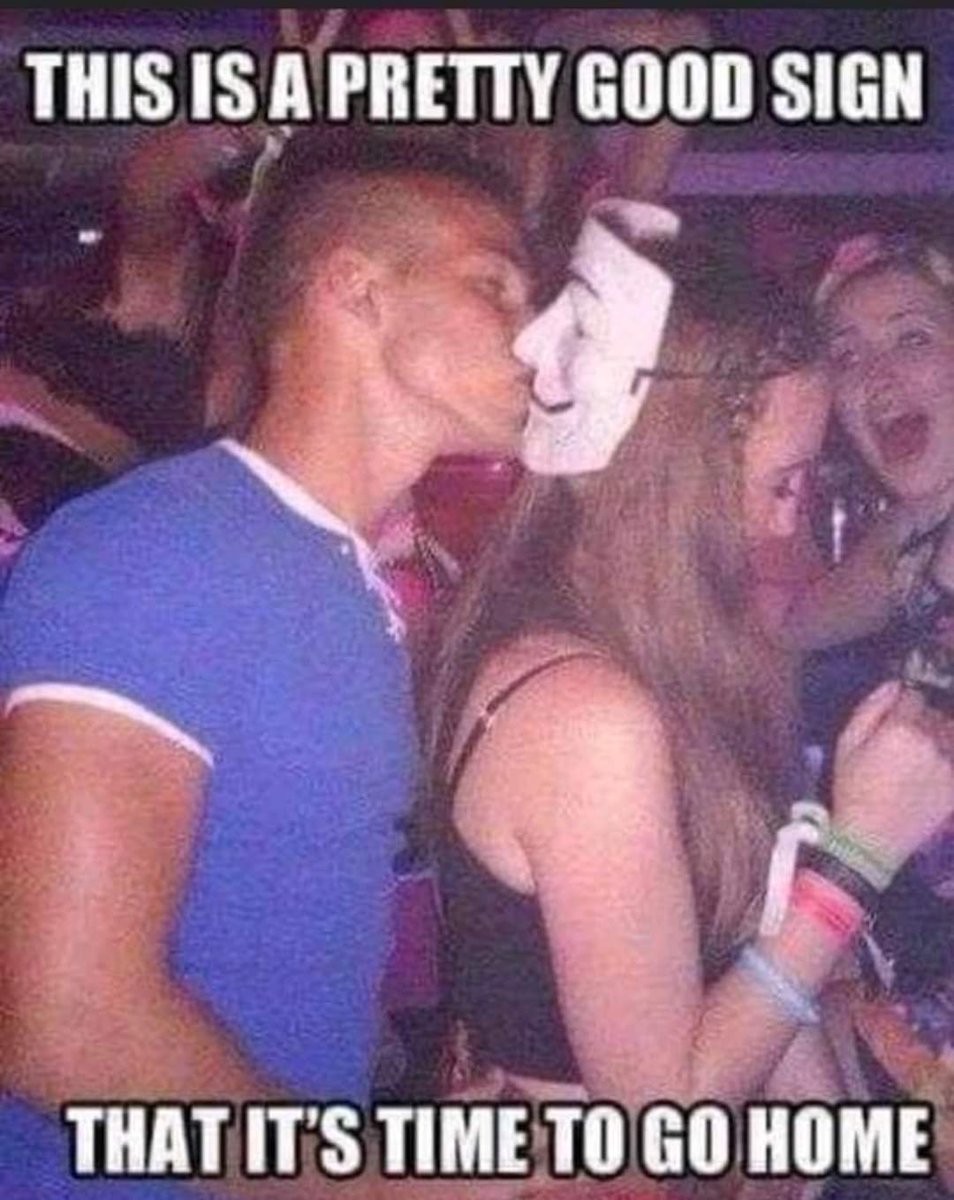 DarylSm87737345's tweet photo. Imagine being that wasted 😂😂😂 https://t.co/zFKwK1Pbdc