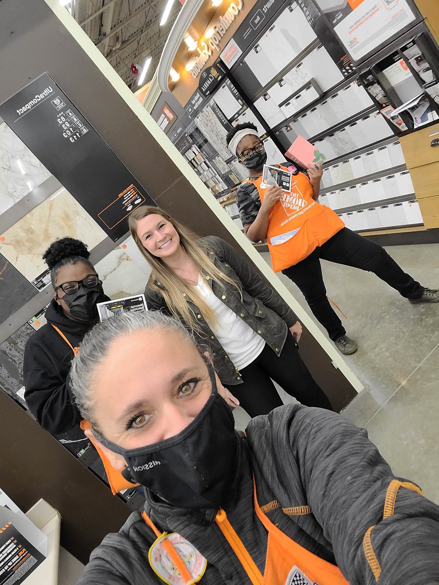 THANK YOU SHANNON from Cosentino here at 8584 to PK <a href="/specialtydh/">SpecialtyDH_8584</a> Erika and newest d23 Specialist Kera! <a href="/howardforman/">Howard Forman</a> <a href="/GairettLamkin/">GAIRETT LAMKIN, HOME DEPOT</a>