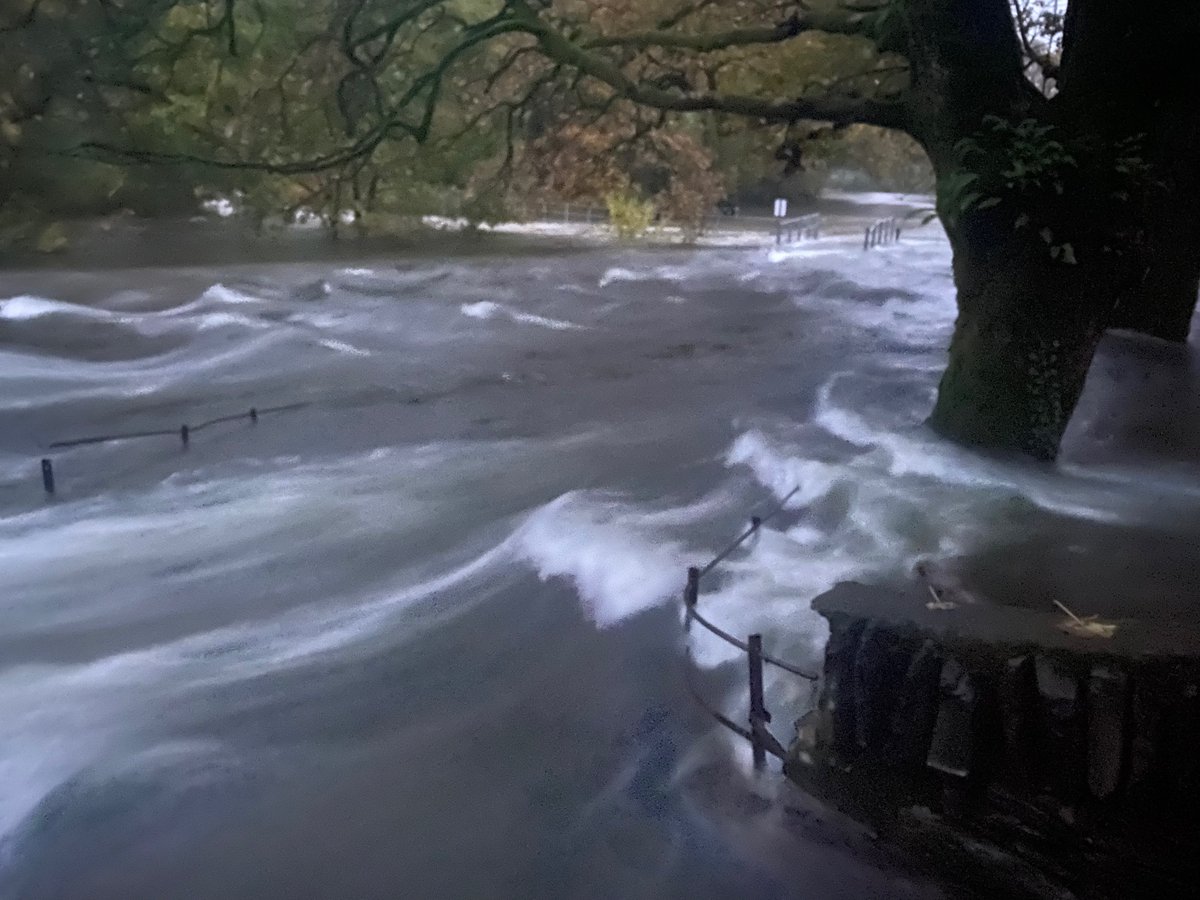 dpbimages's tweet photo. Flooding in the Lake District at Rothay Park, Ambleside earlier today. #CumbriaFloods #flooding #lakedistrict #lakedistrictfloods https://t.co/2WECXFCw1Y