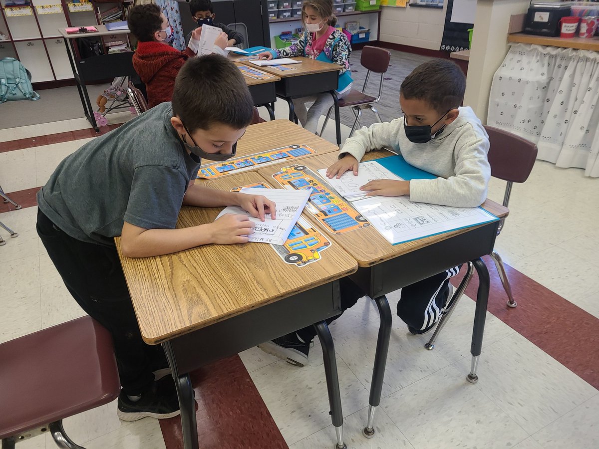 msilicato25's tweet photo. Partners sharing their How-To writing to see if it makes sense! @bethelspringsgv @Joglush https://t.co/y4czvJkE9z