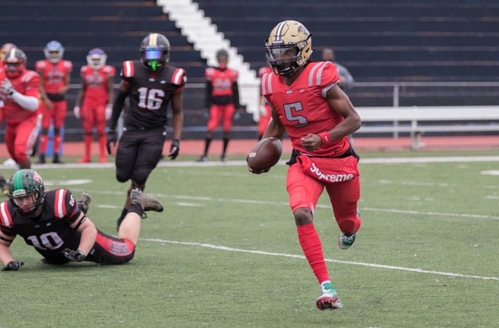 Blessed to receive and invite to the Elite Raw Talent All American Bowl game <a href="/CoachRaw_/">Coach Raw</a> @EliteRawTalent <a href="/Tc_robinson5/">CoachTC_</a>