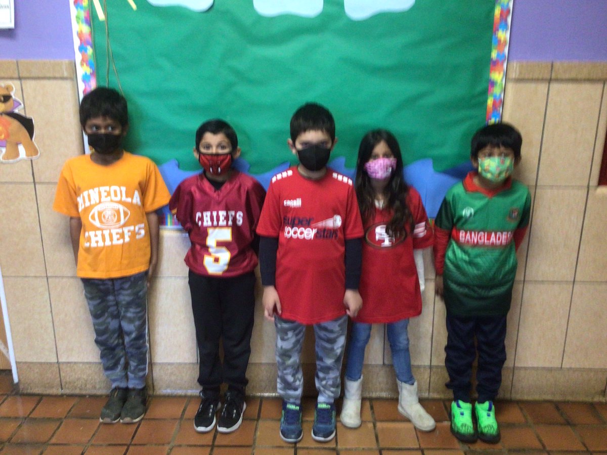 Celebrating Sports Day <a href="/Hampton_Street/">Hampton Street</a> #MineolaProud