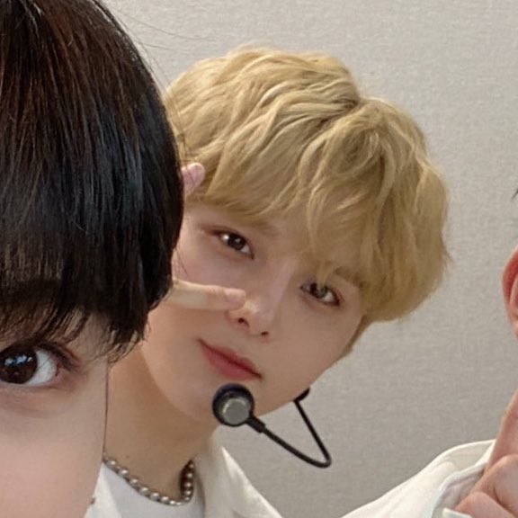 honeybreadlog's tweet photo. I’m back 🥺👉🏻👈🏻 https://t.co/wbRbeKMCWY