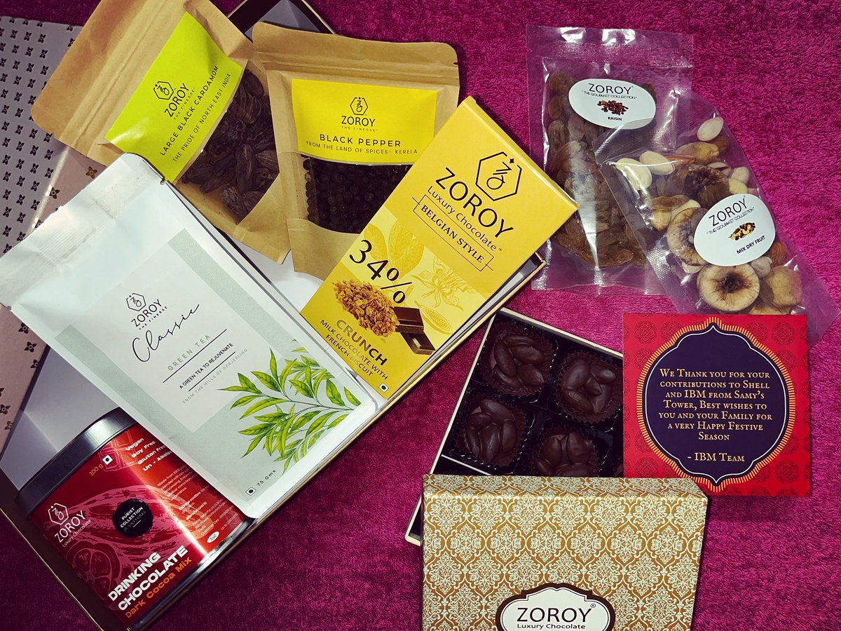 moumitasarkars1's tweet photo. Diwali arrived early...!  😁🤩

Thank you IBM for making this Diwali extra special with these amazing gifts. 🥰

Wishing you all a very HAPPY DIWALI in advance.!! 😇🥳

#IBM #diwaligifts #thankyou #shell 
@lifeatibm https://t.co/ybzOed2ZTb