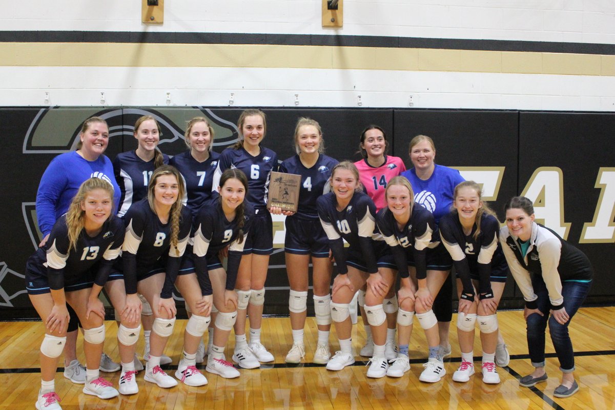 nebr_christian's tweet photo. Varsity Volleyball D1-3 District Final:
October 30, 2021 @ 6:00 PM Central Time
Host (Site): Boone Central
Teams: Nebraska Christian Ranked(#3) VS Creighton Ranked(#14) https://t.co/EDDvtHshLL