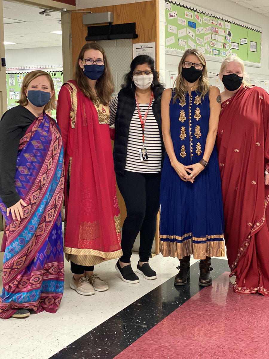 ReaderPeff's tweet photo. Thank you @KavitaMahendra2 for sharing both your family and your traditions with Grande Reserve’s 6th graders!  We learned so much and are so appreciative!  @115GRES @Yorkville115 @Mrs_DabrosGRES https://t.co/4JBOoUShvL