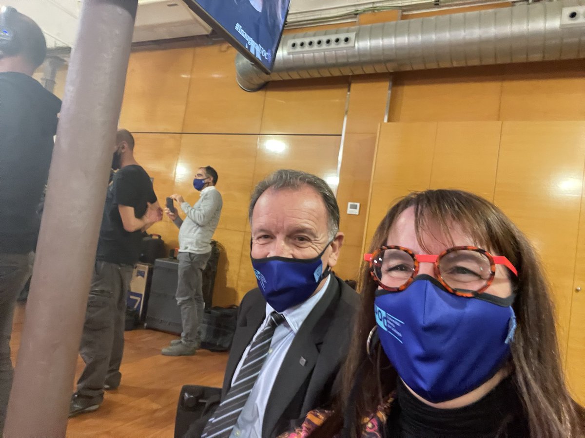Marta Aymerich (@martaaymerich) on Twitter photo A punt per la lliçó #InauguralUOC <a href="/UOCuniversitat/">UOCuniversitat</a> amb <a href="/francesca_bria/">Francesca Bria (@francescabria.bsky.social)</a>
Acte híbrid i amb molta il·lusió! A punt per la lliçó #InauguralUOC <a href="/UOCuniversitat/">UOCuniversitat</a> amb <a href="/francesca_bria/">Francesca Bria (@francescabria.bsky.social)</a>
Acte híbrid i amb molta il·lusió!
