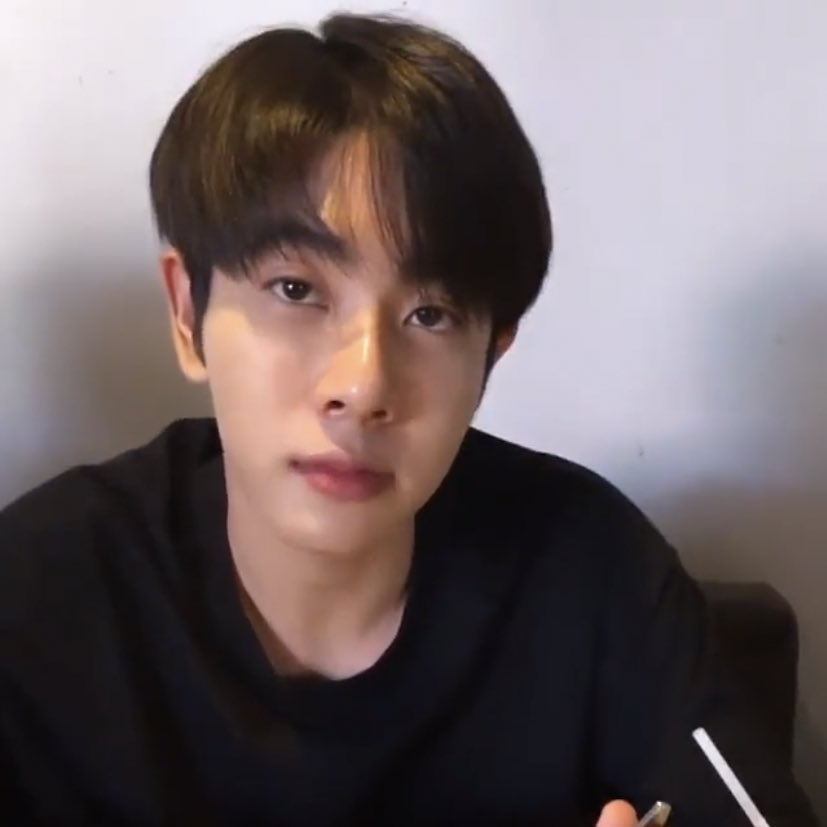 เก๋า✶ tweet media