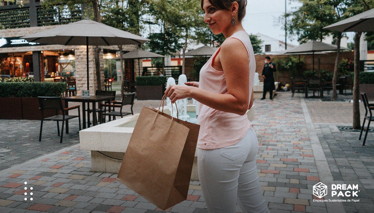 Dreampack_ec's tweet photo. Las fundas Kraft te dan un look más natural, es ideal para el envío de alimentos 💯👌
contamos con 3 tamaños: Medium, Large y Jumbo.

Conoce nuestras soluciones de fundas de papel ingresando a nuestra página web 👉https://t.co/de7vkCXpTY

#FundaKraft #FundasDePapel #Ecologico https://t.co/I8IhHd9Bb2