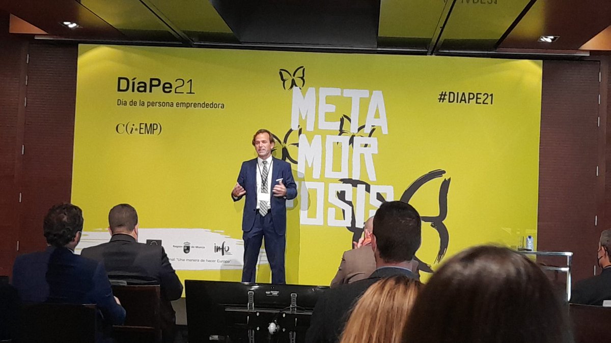 ENAEbusiness's tweet photo. Gran jornada la que disfrutamos ayer junto a los emprendedores de la Región en el #DIAPE21. ¡Un éxito como cada año! 👏👏 https://t.co/Hbb9kcqdh2