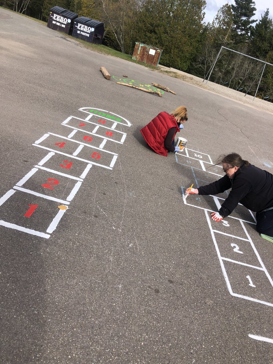 Hampton Elementary tweet media