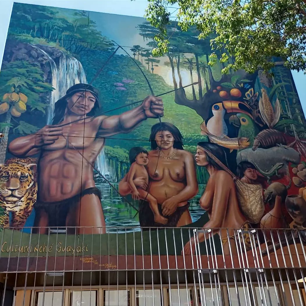 MuseoCambas's tweet photo. 🏞Entrega del mural sobre la Cultura Ache Guayaki por su autor Geronimo Rodriguez. Primer premio del Concurso "Paredes que narran historias II" organizado por la JEHM y el Museo Cambas.
#MuseoCambas
#GeronimoRodriguez #muralAcheGuayaki #ParedesQueNarranHistoriasII #JEHM #arte https://t.co/QXNJcMwcTJ