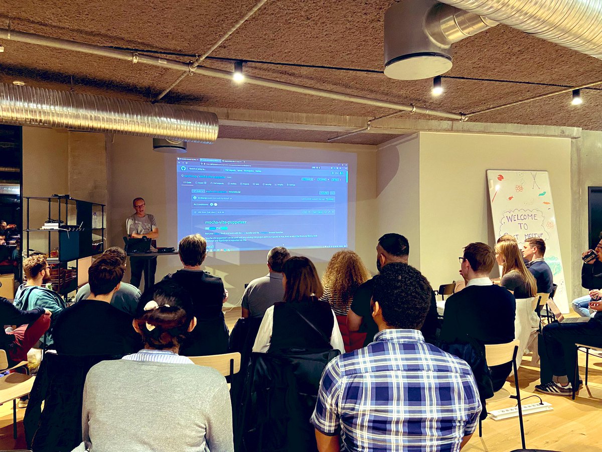 sherrrylst's tweet image. 🤩 @ReactCPH in action! And full house! 😻
Big kudos to @cem2ran for organizing the event!