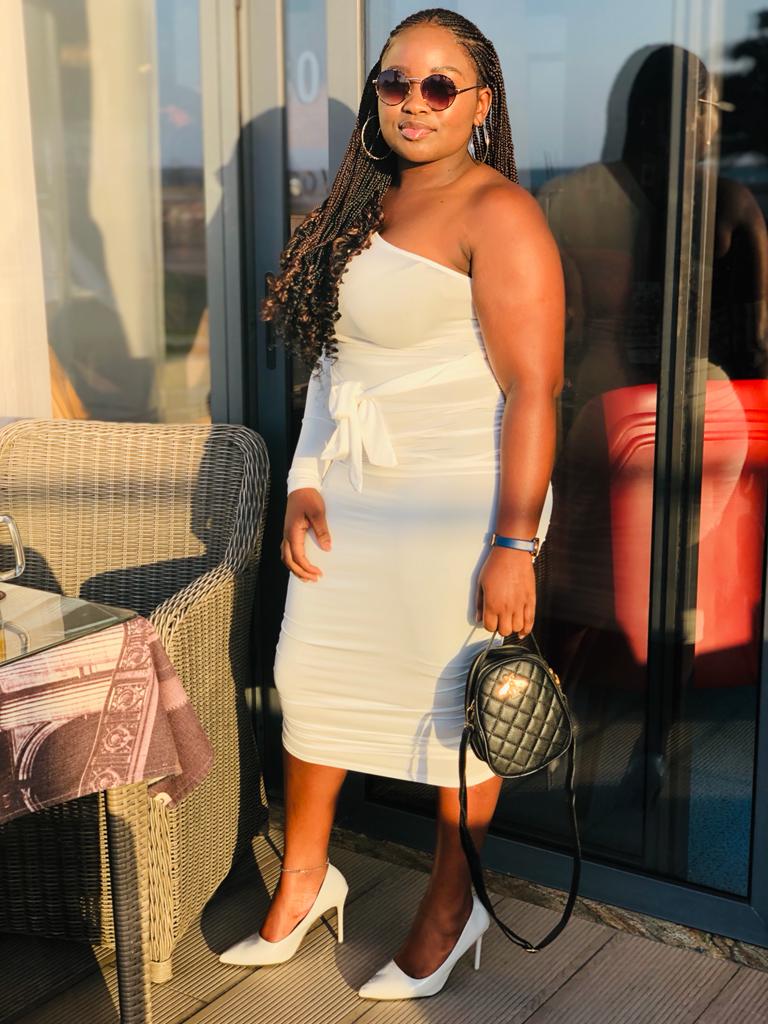 Sarafina_Chubby's tweet photo. I come in Peace🤍😍🥰 https://t.co/XzIZHKzb4X