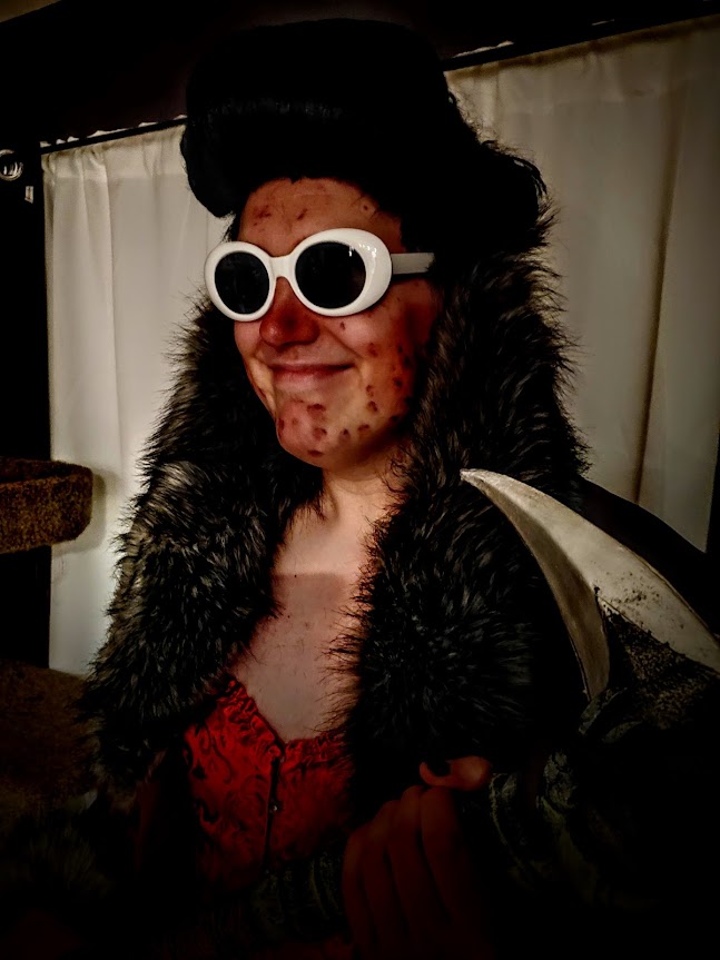 HOW IS YOUR BACKYARD BARBECUE, THE SMITHS? PRETTY GOOD, IT DOES NOT SEEM!

#MonsterFactory #Halloween