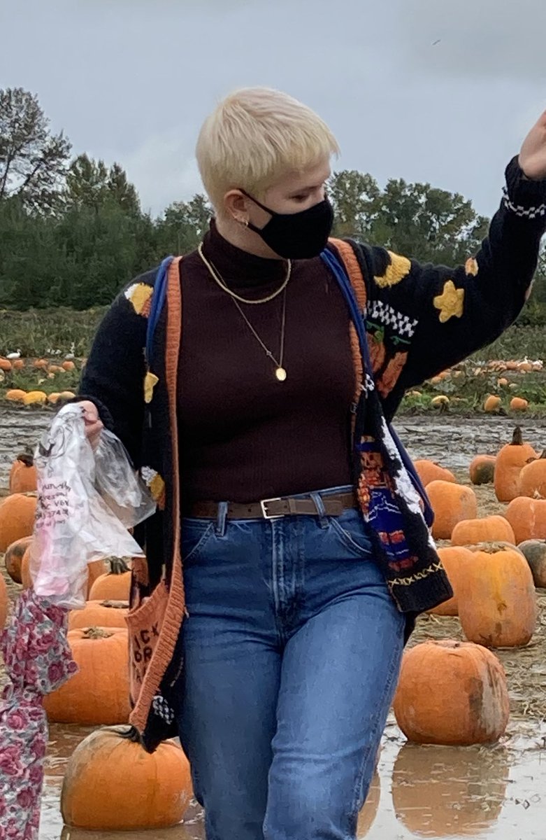 CrossingCalico's tweet photo. The fit irl 💕 https://t.co/dJucaJ7Hsj