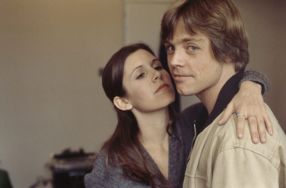 FelipeFrias616's tweet photo. Justo ayer habría cumplido 65 años la inigualable Carrie Fisher, la princesa Leia.
"Eres mi última esperanza"
#starwars #leia #princessleia #returnofthejedi #originaltrilogy #disney #celebrity #birthday #markhammil #harrisonford #fan #picture #classic #lucasfilm #space https://t.co/s3uqmpBUzo