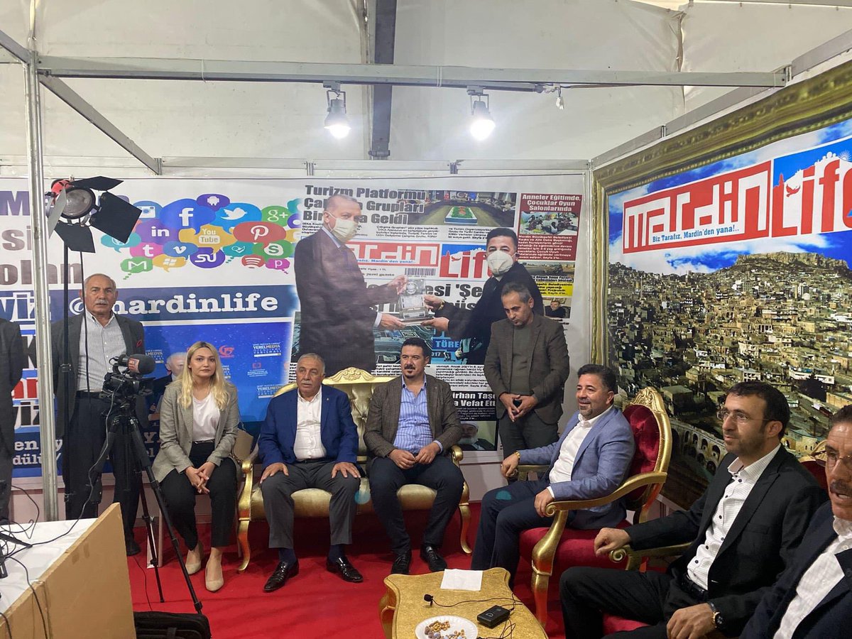 MardineDeva's tweet photo. İl Başkanımız Sn.@avmesutaydogan, İl Başkan Yardımcılarımız ve İlçe Başkanımız Sn.@SedatEge14 ve Kızıltepe İlçe teşkilatımız ile birlikte 7.Tarım Fuar’ı ziyaret edildi. 
@alibabacan @devapartisi @erginsadullah @sanemoktar @ikramDincer @IhsanMerdanoglu @avmesutaydogan https://t.co/yyijFrtxYD