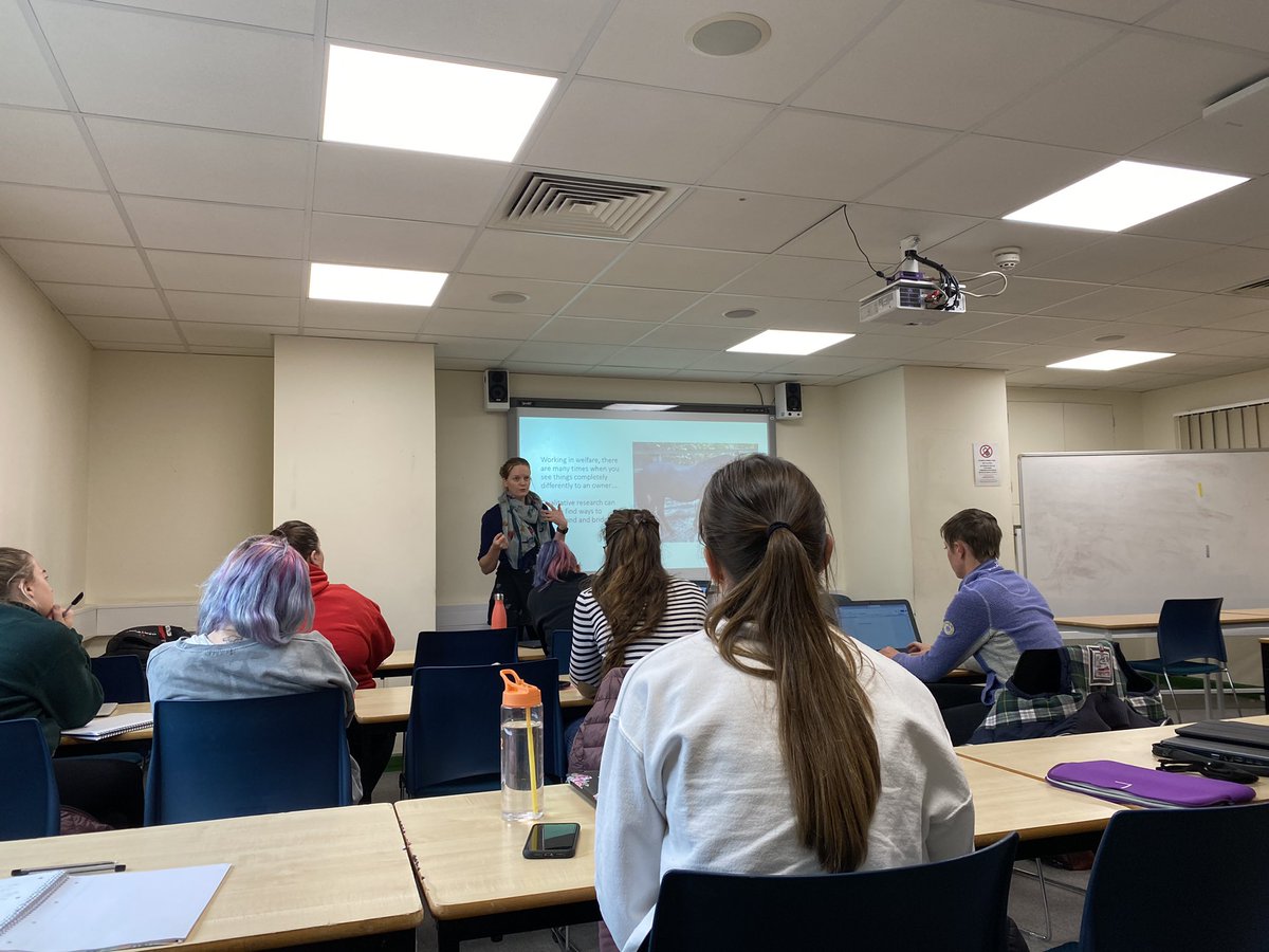 ljcequine's tweet photo. Great day @Hartpury for my Investigating Equestrian Research module for MSc, MRes & MSci Equine students with great presentations from Prof Pat Harris, Dr Jo Hockenhull, @tamzinfurtado & Bethany from @StallionAI π #stemequine #equineresearch #equinepostgradstudy https://t.co/chRax1MZa6