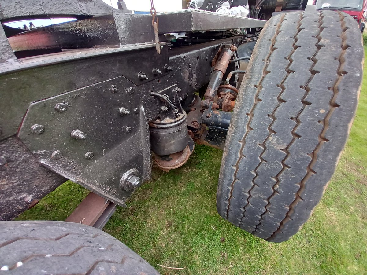 Day 4 Heavy Rescue Instructors Course <a href="/LincsFireRescue/">Lincolnshire Fire and Rescue</a> #Waddington 
9 new <a href="/AvonFireRescue/">Avon Fire & Rescue Service</a> HRI'S covering HR equipment familiarisation, Heavy vehicle technology and HR stabilisation basics #learning #heavyrescue