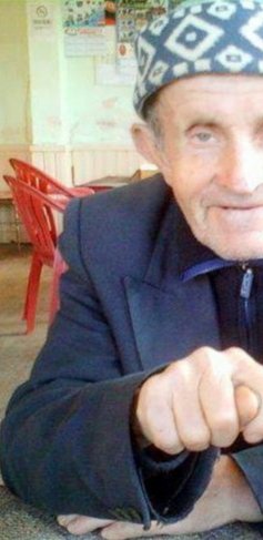 Yine saçma sapan bir akım başlatmışlar, alın size yarım yüz😁

#yarımyüzchallenge