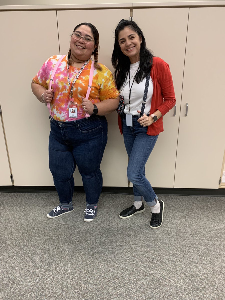 Nerd Day 🤓 #RedRibbonWeek2021 <a href="/KennedyCougs/">Kennedy Elementary</a> @MsPerezics