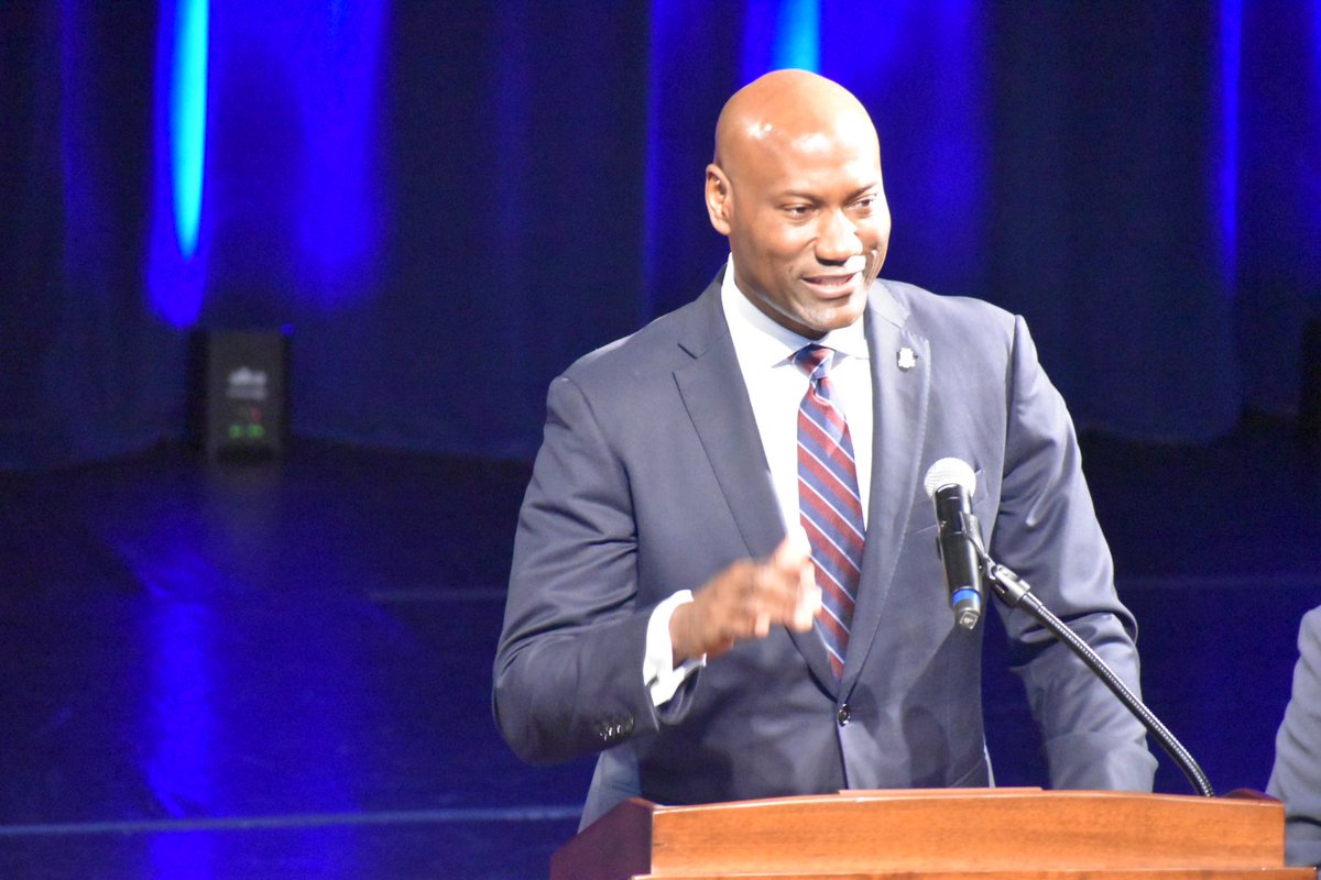 ncatsuaggies's tweet photo. Thank you @COENCAT alumnus Roderick “Rod” McLean for a great convocation keynote speech. Reminding us, like the Hamilton Broadway musical, not to throw away “our shot.” And congratulations to all alumni achievement award recipients. https://t.co/ONtDrOw2cI