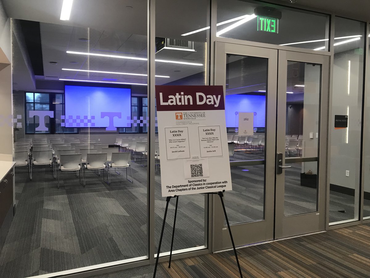 UTConferences's tweet photo. The 39th annual Latin Day took place today at the Student Union.
#utconferences #conferences #eventservices #events #meetingplanning #meetings #utknoxville #knoxville #latin #latinday https://t.co/dWVLyaEu7i