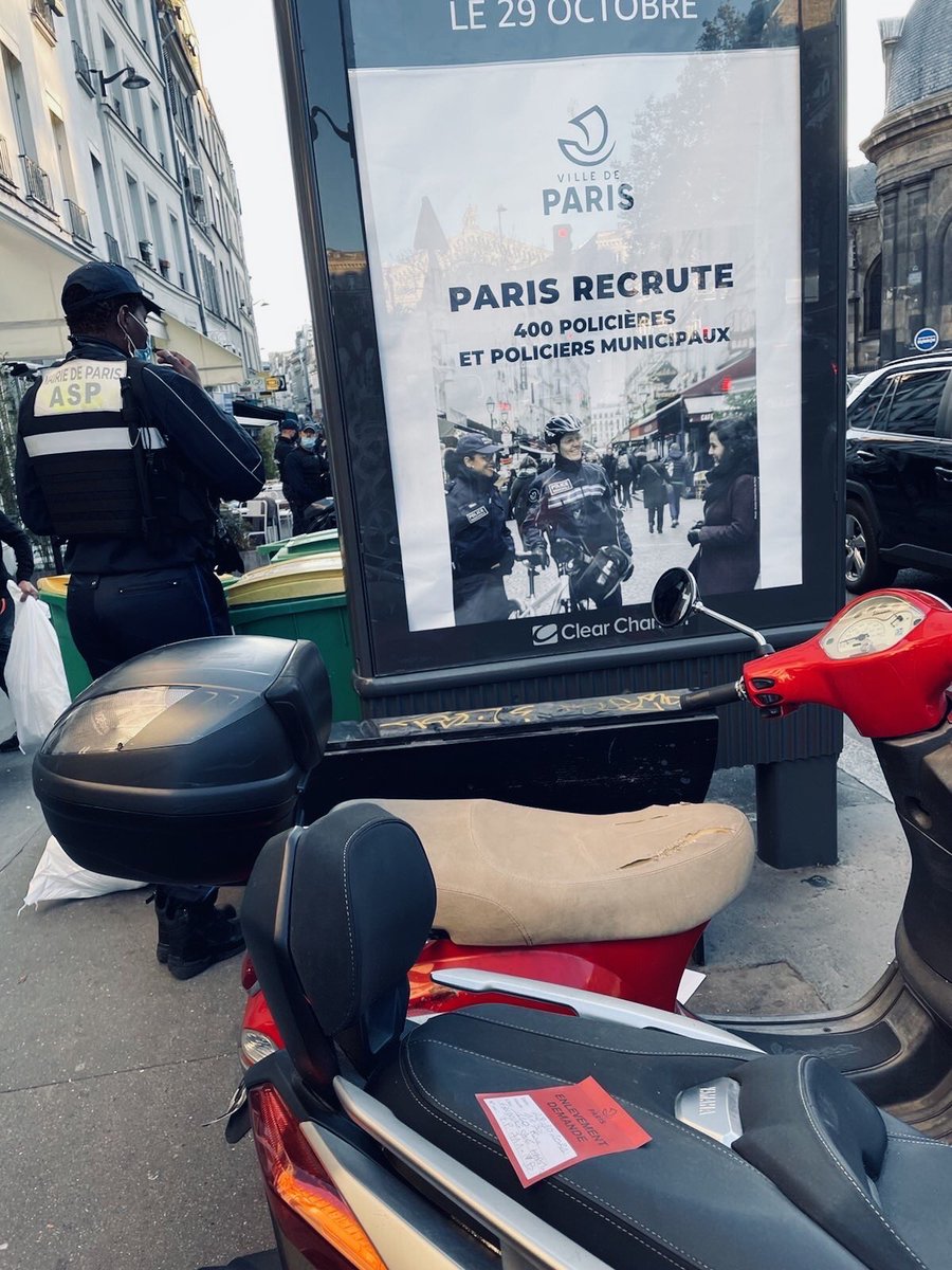 nicolas_nordman's tweet photo. #PoliceMunicipaleMobilisée dans le 10e: Gare de l’Est, av. de Verdun, bd Magenta

👉 Verbalisation des véhicules et 2rm gênants, sécurisation des rues, signalement des encombrants

📍35 interventions (PV, enlèvements, DansMaRue)

Nous poursuivons ces missions partout à #Paris https://t.co/HMCxRpIEeX