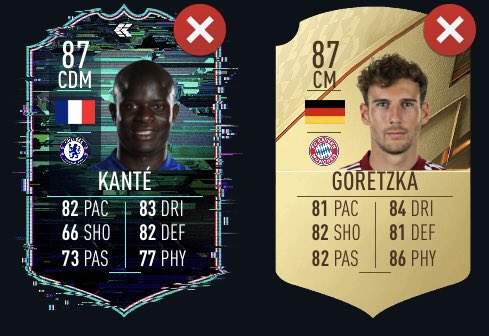 Makzy_Fut's tweet photo. Typical EA trying to drain our coins before the promo with a bad SBC😂😂 80k vs 270k #fut #FIFA22 https://t.co/lYADOiA9uk