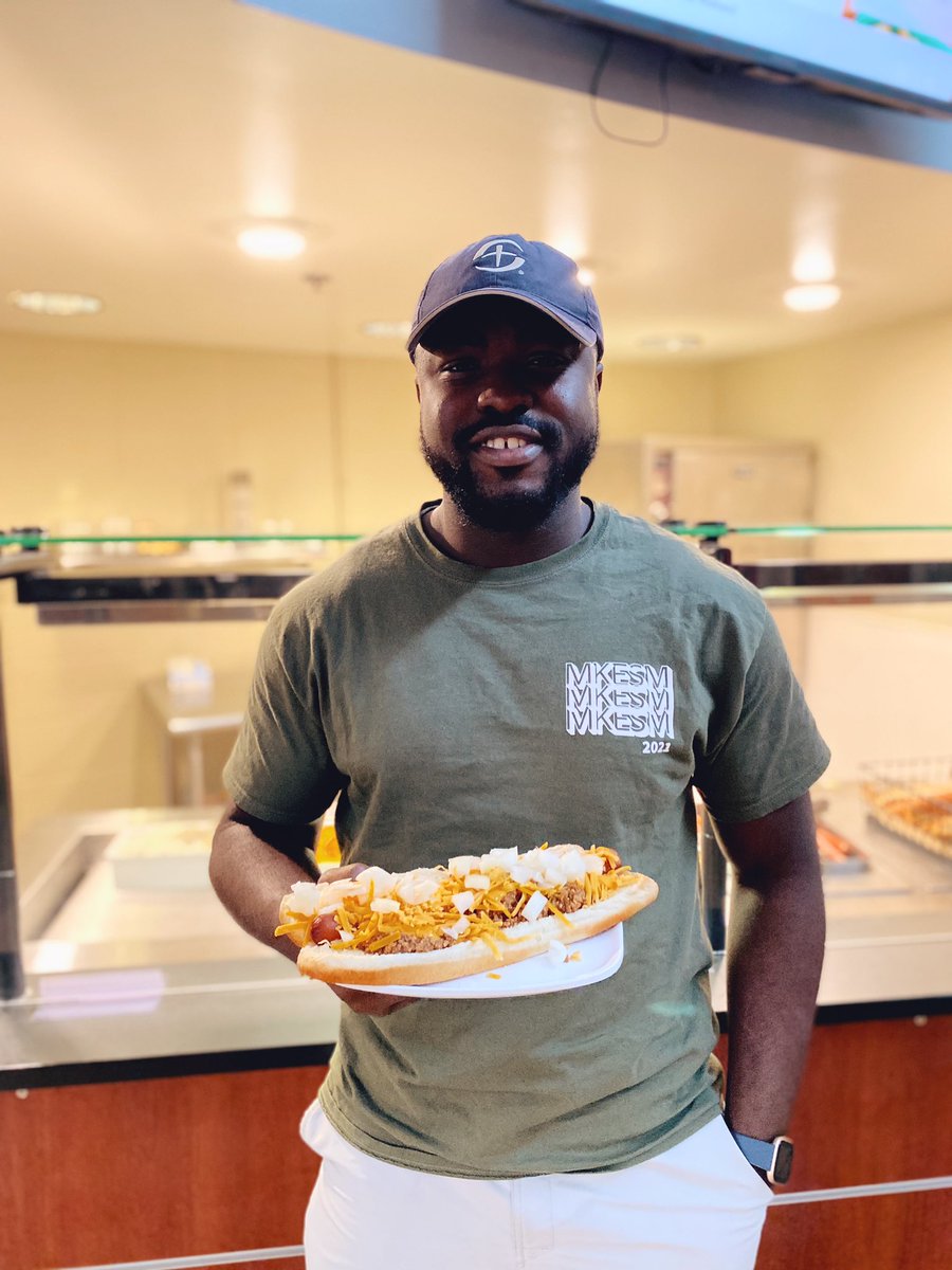 MustangDining's tweet photo. Halloween Drive-In, DIY Mug Cakes, and Halloween Dishes🎃🎬🧡
…
What a fun filled day at The Food Hall!
…
#mustangdining #smsu #smsudining #mustangeats #halloweendrivein https://t.co/UoMiE3lYKk
