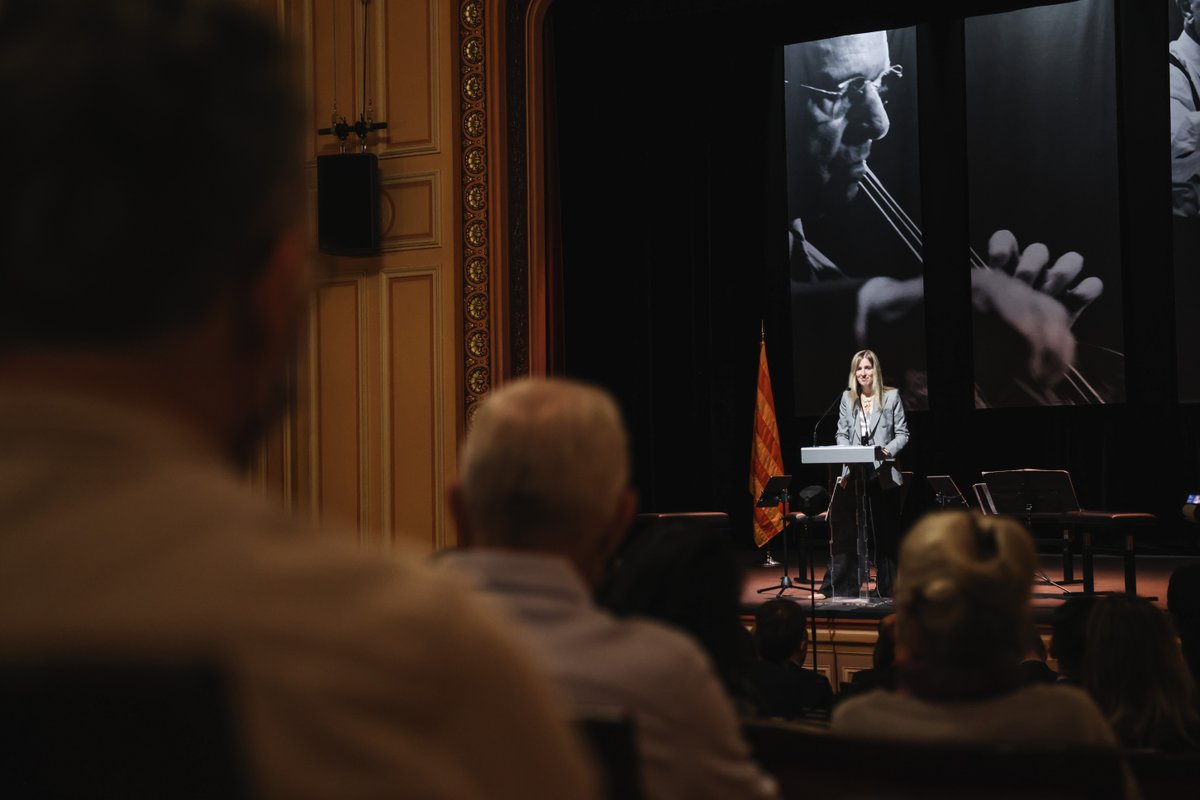 <a href="/_VictoriaAlsina/">Victòria Alsina Burgués</a> <a href="/Refugees/">UNHCR, the UN Refugee Agency</a> <a href="/UN/">United Nations</a> <a href="/gfigueras/">Gerard Figueras</a> <a href="/cooperaciocat/">Cooperació</a> <a href="/CatalunyaEACNUR/">Catalunya amb ACNUR</a> <a href="/gboichat/">Gabriel Boichat</a> <a href="/igualtatcat/">Igualtat i Feminisme</a> <a href="/Catalonia_CH/">Catalan Gov. Switzerland</a> 🔴 FA Minister <a href="/_VictoriaAlsina/">Victòria Alsina Burgués</a> opened today in Geneva the concert to mark the 50 years of #PauCasals’ speech at the <a href="/UN/">United Nations</a>: "Casals was not just one of the 20th century’s greatest cellists. Above all, he is one of the most universal Catalans in history. And a very committed one"